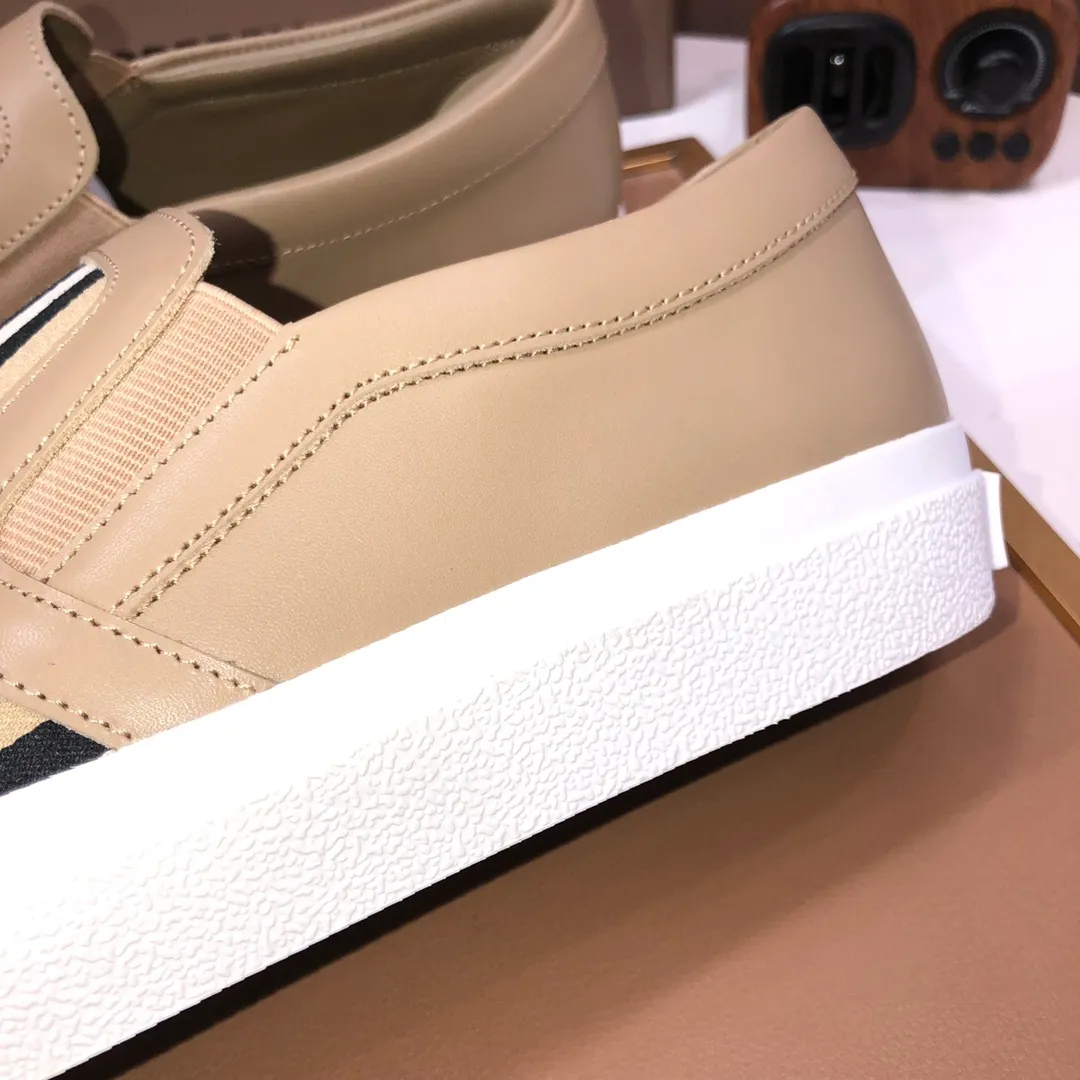 Men's shoes 💰480💰 [Burberry] (cowhide lining) classic low-top sneakers｜Imported cowhide with classic plaid fabric｜Cowhide lining｜Original outsole｜Fine workmanship and comfortable to wear Size: 38-44 (customized at 45)
